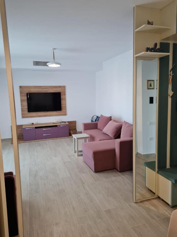 Matteo 2 Apartments Marina Surf Residence, Mamaia Nord - Navodari,1 Vedere Frontala,2 Cu Vedere Laterala La Mare Kültér fotó