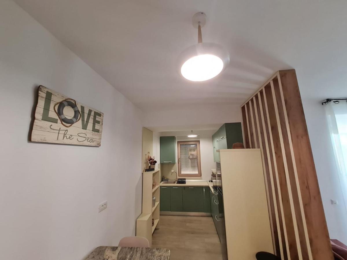 Matteo 2 Apartments Marina Surf Residence, Mamaia Nord - Navodari,1 Vedere Frontala,2 Cu Vedere Laterala La Mare Kültér fotó